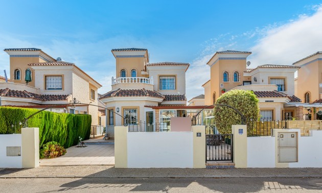 Villa - Resale - Guardamar Del Segura - Guardamar del Segura