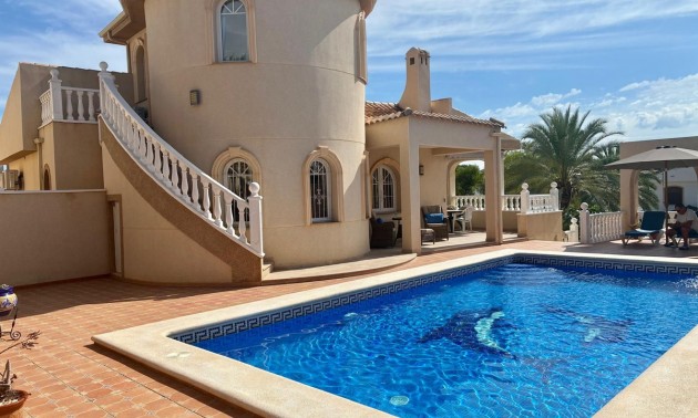 Villa - Resale - La Zenia - La Zenia