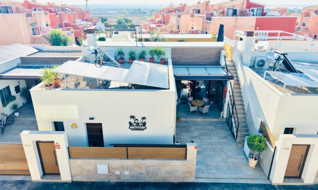 Villa - Resale - Los Montesinos - La Herada