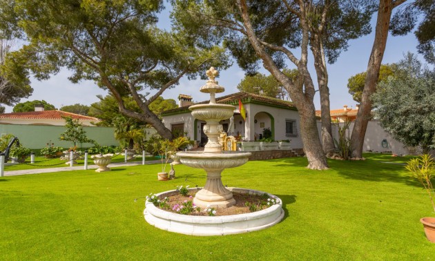 Villa - Resale - Orihuela - Campoamor