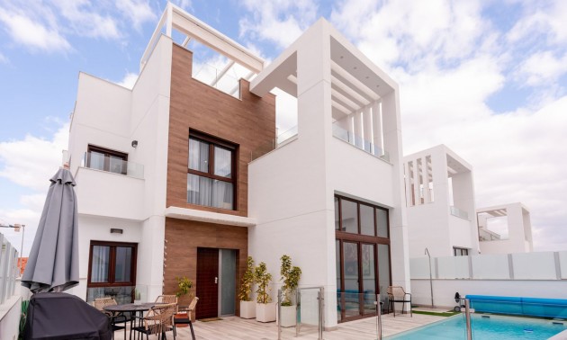 Villa - Resale - Orihuela - Los Balcones