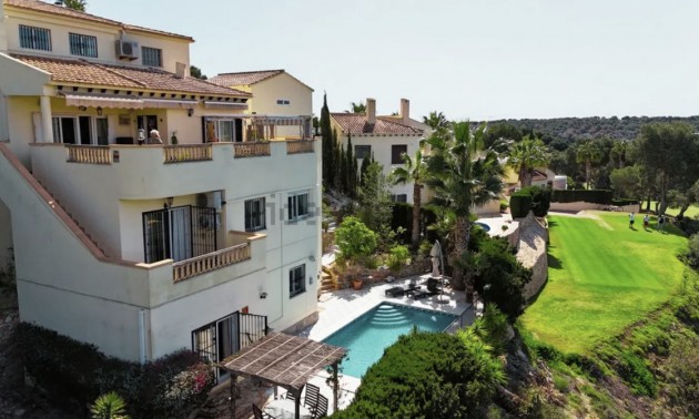 Villa - Resale - Orihuela - Villamartin