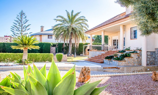 Villa - Resale - Pilar de la Horadada - Pilar de la Horadada