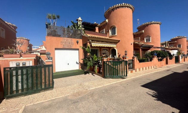 Villa - Resale - Playa Flamenca - Playa Flamenca