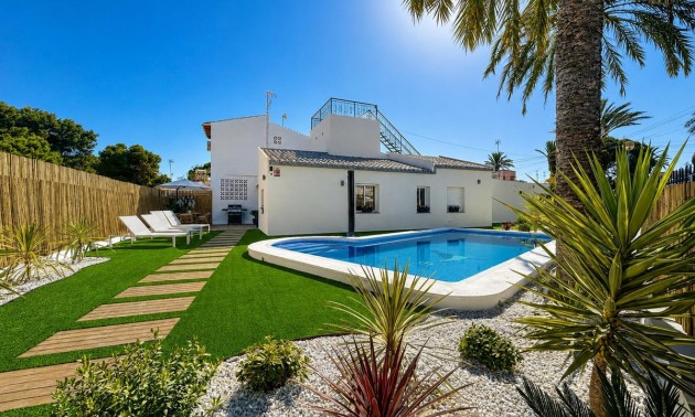 Villa - Resale - Punta Prima - Punta Prima
