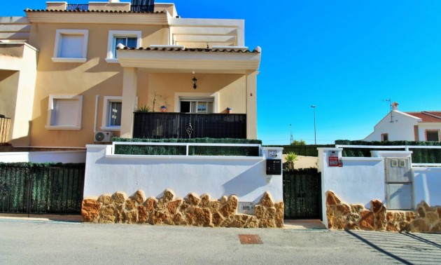 Villa - Resale - San Miguel De Salinas - San Miguel de Salinas Centro