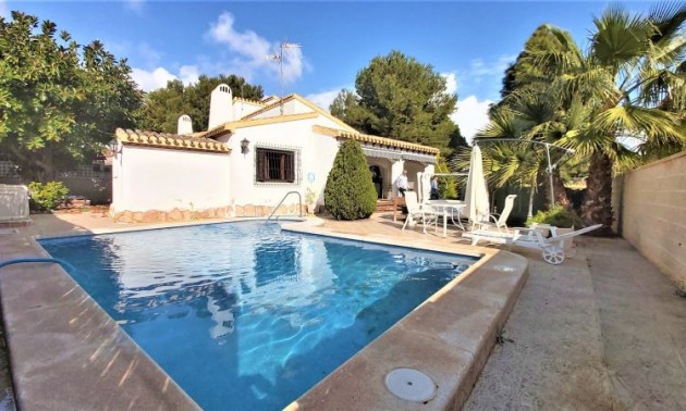 Villa - Resale - Torrevieja - Torrevieja Centro