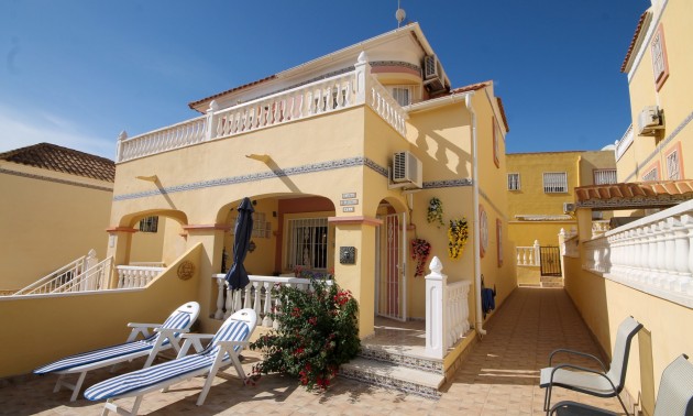 Villa - Resale - Villamartin - Villamartin