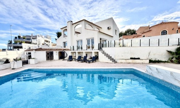 Villa - Resale - Villamartin - Villamartin