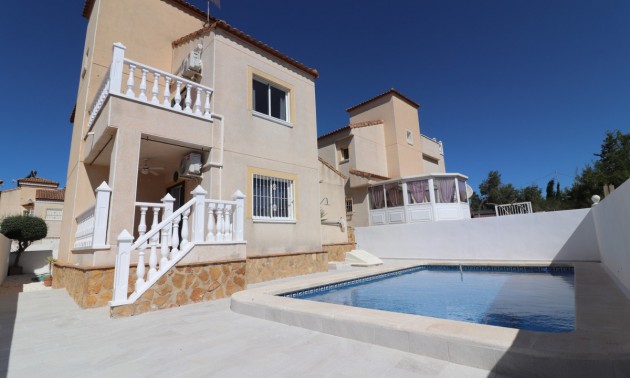 Villa -  -  - San Miguel de Salinas Centro