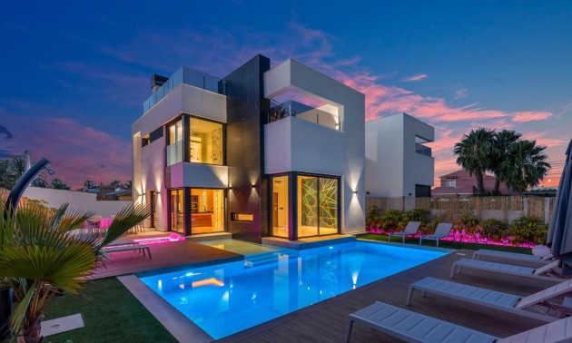 Villa -  -  - Torrevieja Centro