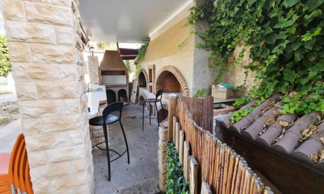 Villa - zum Verkauf - Alicante - Alicante Centro