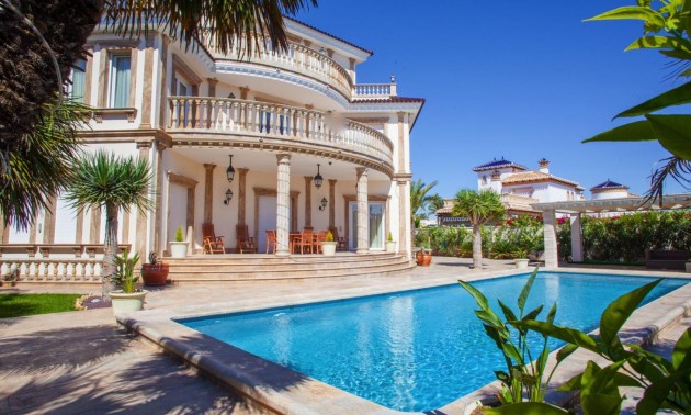 Villa - zum Verkauf - Cabo Roig - Cabo Roig