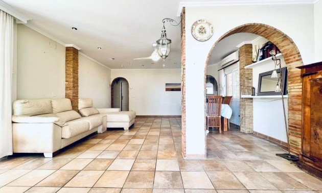 Villa - zum Verkauf - Calpe - Calpe Centro