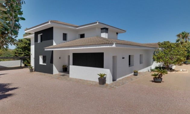 Villa - zum Verkauf - Calpe - Calpe Centro