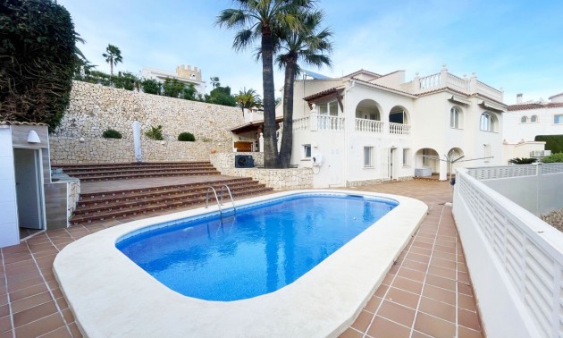 Villa - zum Verkauf - Calpe - Calpe Centro