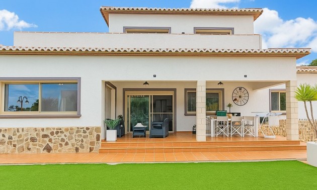 Villa - zum Verkauf - Calpe - Calpe Centro