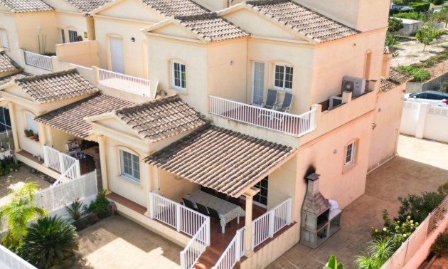 Villa - zum Verkauf - Calpe - Calpe Centro