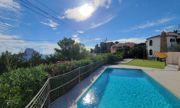 Villa - zum Verkauf - Calpe - Calpe Centro