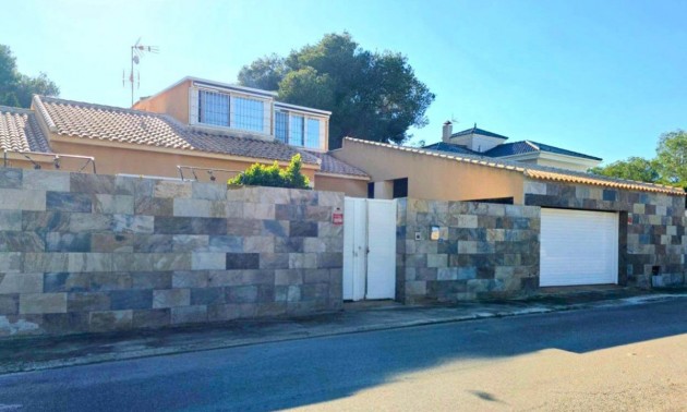 Villa - zum Verkauf - Campoamor - CSPX-21057