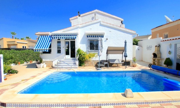 Villa - zum Verkauf - Ciudad Quesada - Ciudad Quesada