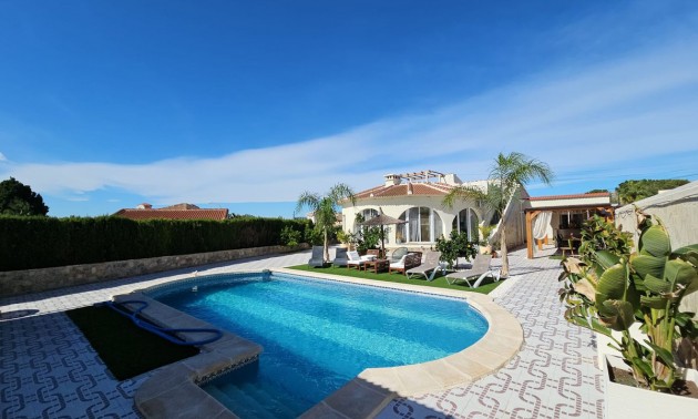 Villa - zum Verkauf - Ciudad Quesada - Ciudad Quesada