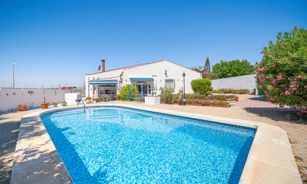 Villa - zum Verkauf - Ciudad Quesada - Ciudad Quesada