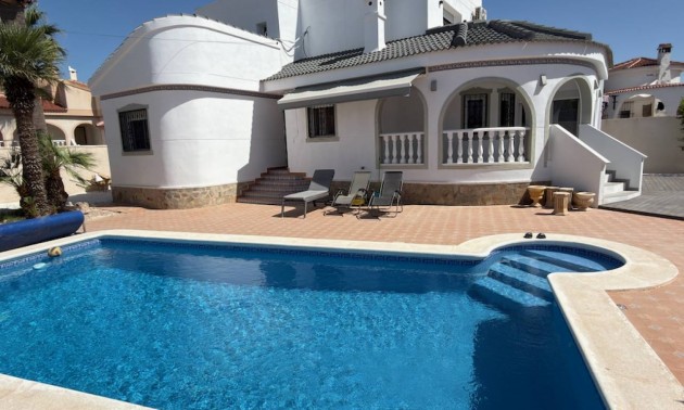 Villa - zum Verkauf - Ciudad Quesada - Ciudad Quesada