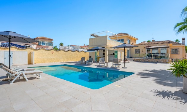 Villa - zum Verkauf - Ciudad Quesada - Ciudad Quesada