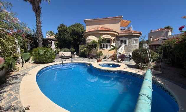 Villa - zum Verkauf - Ciudad Quesada - Ciudad Quesada