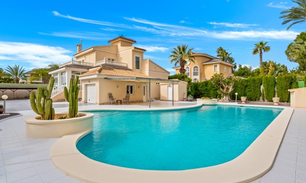 Villa - zum Verkauf - Ciudad Quesada - CSPC-12250