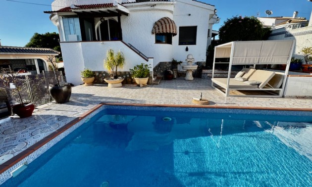 Villa - zum Verkauf - Ciudad Quesada - CSPR-91245