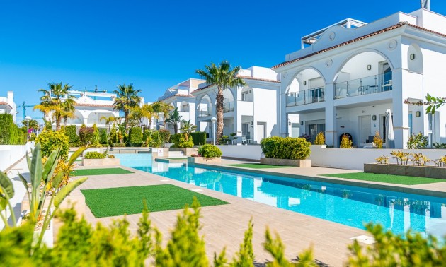 Villa - zum Verkauf - Ciudad Quesada - CSPX-60235