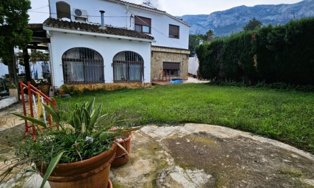 Villa - zum Verkauf - Dénia - Denia Centro