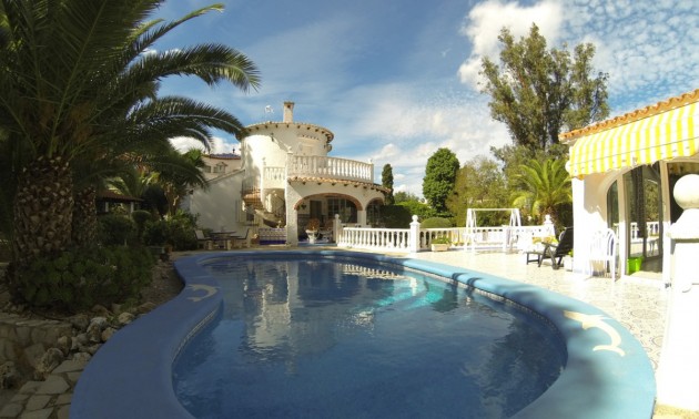 Villa - zum Verkauf - Dénia - Denia Centro