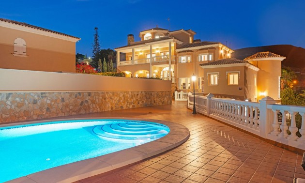 Villa - zum Verkauf - El Campello - CSPX-23128