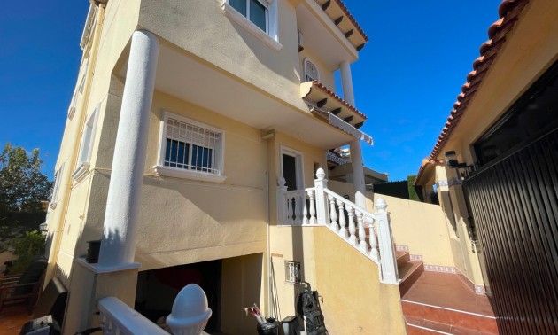 Villa - zum Verkauf - Guardamar Del Segura - Guardamar del Segura Centro