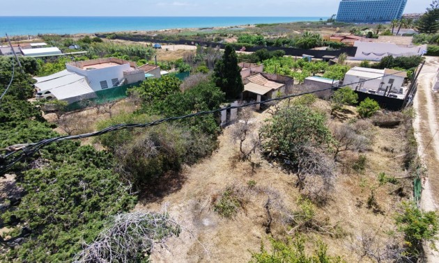 Villa - zum Verkauf - Guardamar Del Segura - Guardamar del Segura Centro