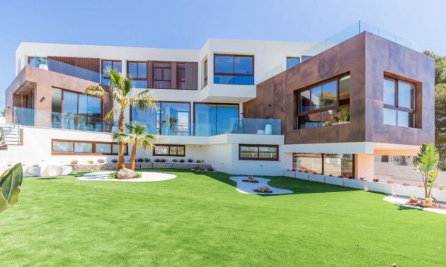 Villa - zum Verkauf - La Nucia - La Nucia Centro