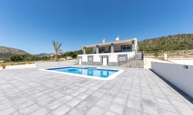 Villa - zum Verkauf - La Romana - CSPX-48723