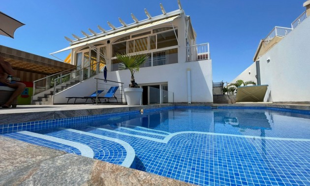 Villa - zum Verkauf - Los Altos - Los Altos