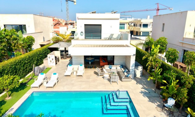 Villa - zum Verkauf - Los Montesinos - Los Montesinos - Urb. La Herrada