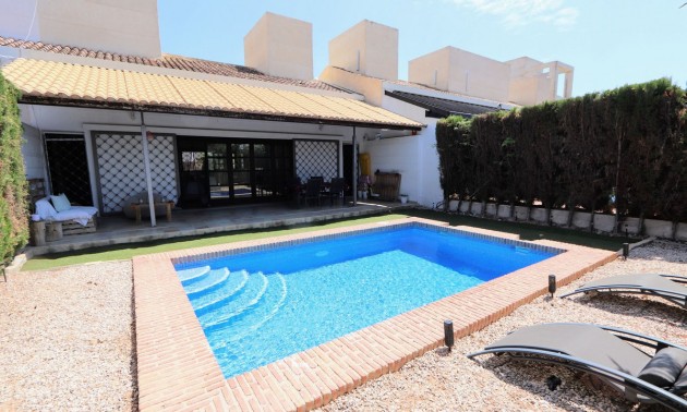 Villa - zum Verkauf - Murcia - Sucina