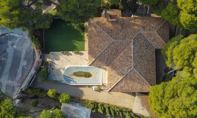 Villa - zum Verkauf - Orihuela - Campoamor