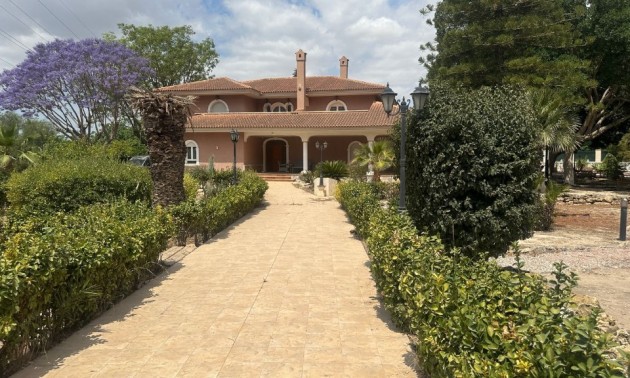 Villa - zum Verkauf - Orihuela - Orihuela