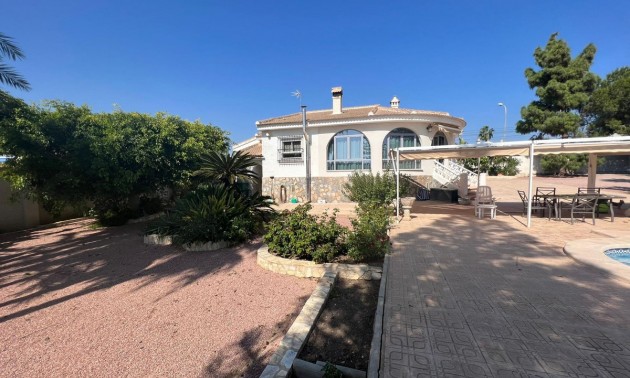 Villa - zum Verkauf - Rojales - Ciudad Quesada