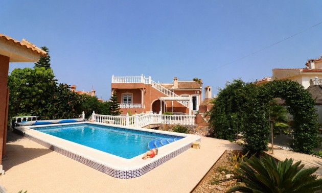 Villa - zum Verkauf - Rojales - Ciudad Quesada