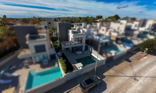 Villa - zum Verkauf - San Miguel De Salinas - San Miguel de Salinas Centro