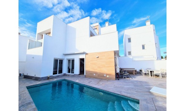 Villa - zum Verkauf - San Pedro del Pinatar - San Pedro del Pinatar