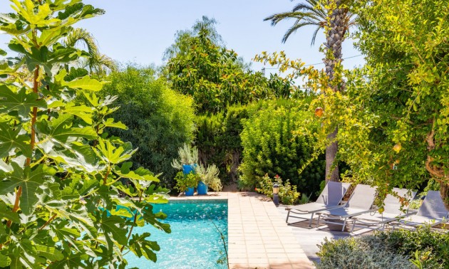 Villa - zum Verkauf - Teulada - Moraira